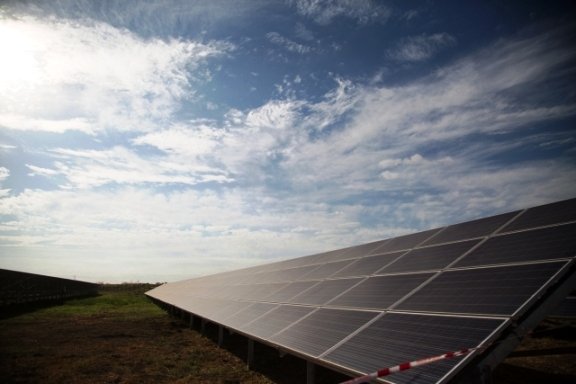 В Астраханской области ввели в эксплуатацию солнечную электростанцию
